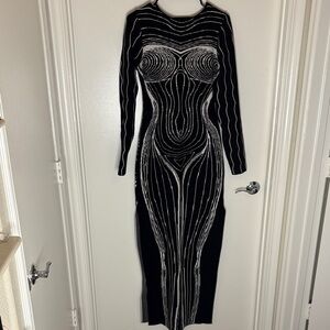 Fashion Nova Black and White Illusion Long Sleeve Dress